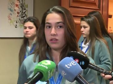 La Selección Española Sub-17 femenina visita las instituciones del Estado La Selección Española Sub-17 femenina visita las instituciones del Estado