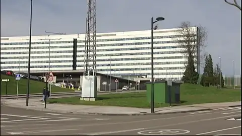 Desfigura a puñetazos a su madre de 81 años en Oviedo Desfigura a puñetazos a su madre de 81 años en Oviedo