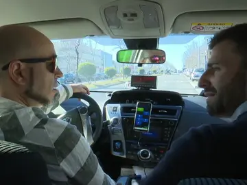 Moisés, conductor de taxi: "ha sido muy duro, pero no nos quedaba otra" Moisés, conductor de taxi: "ha sido muy duro, pero no nos quedaba otra"