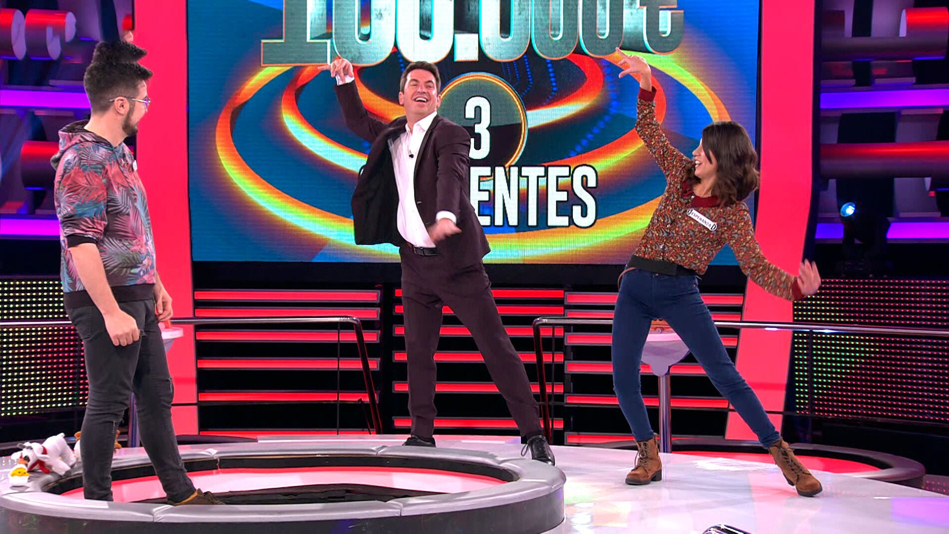 Arturo Valls demuestra ser el rey de la pista en '&iexcl;Ahora caigo!'