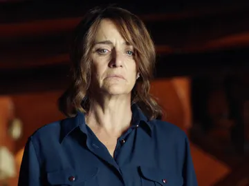 Salvador humilla a su mujer, Teresa: "Nunca serás como ella" Salvador humilla a su mujer, Teresa: "Nunca serás como ella"