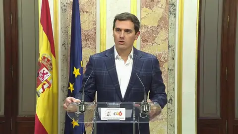 RIVERA "HOy ha perdido Sanchez y ha ganado España por pactar con..." RIVERA "HOy ha perdido Sanchez y ha ganado España por pactar con..."