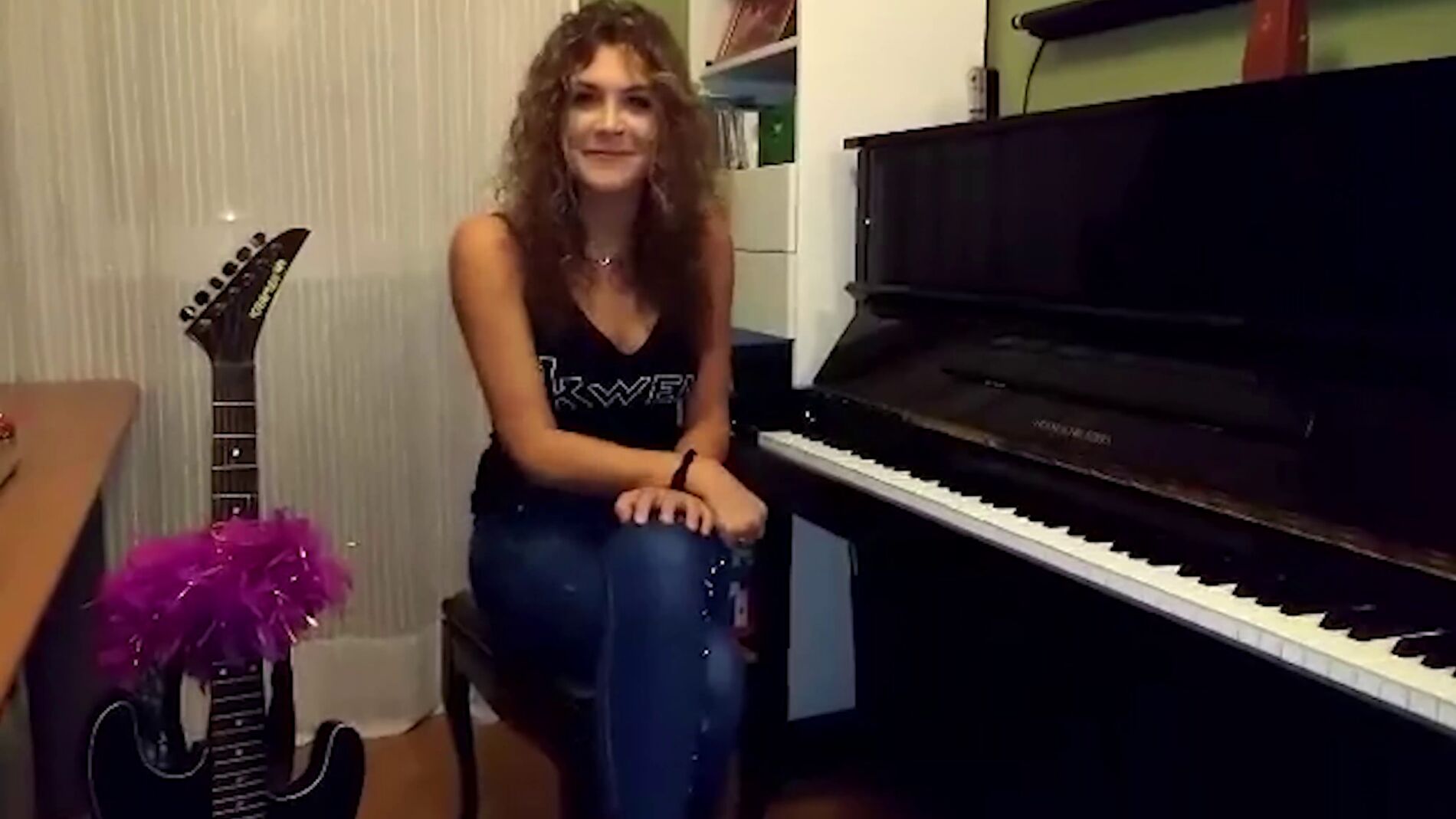 La talent rockanrolera, Laura González nos enseña dónde ensaya para 'La Voz'