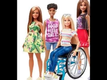 Nuevas muñecas Barbie: en silla de ruedas y muletas