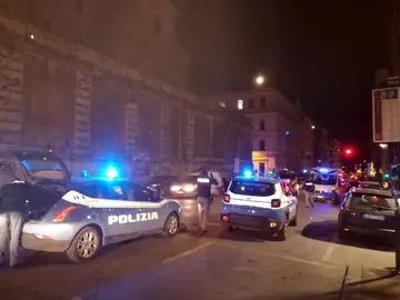 Cuatro apuñalados en Roma antes del Lazio vs Sevilla Cuatro apuñalados en Roma antes del Lazio vs Sevilla