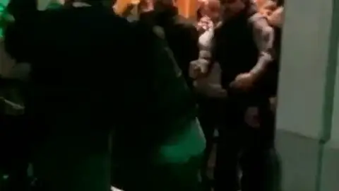 Libertad provisional para los hombres acusados de intento de homicidio a dos porteros de una discoteca en Santander Libertad provisional para los hombres acusados de intento de homicidio a dos porteros de una discoteca en Santander