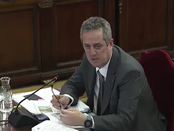 Forn reconoce que el referéndum fue ilegal y asegura que nunca se habían utilizado tantos efectivos Forn reconoce que el referéndum fue ilegal y asegura que nunca se habían utilizado tantos efectivos