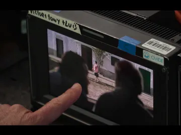 Así se grabó la espectacular escena en la granja de Salvador Benito con la visita de Montaña en el capítulo 6 de 'Matadero' Así se grabó la espectacular escena en la granja de Salvador Benito con la visita de Montaña en el capítulo 6 de 'Matadero'