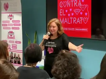 'Red de Mujeres', la página de facebook que ya forman 20.000 mujeres para ayudar víctimas de la violencia de género 'Red de Mujeres', la página de facebook que ya forman 20.000 mujeres para ayudar víctimas de la violencia de género