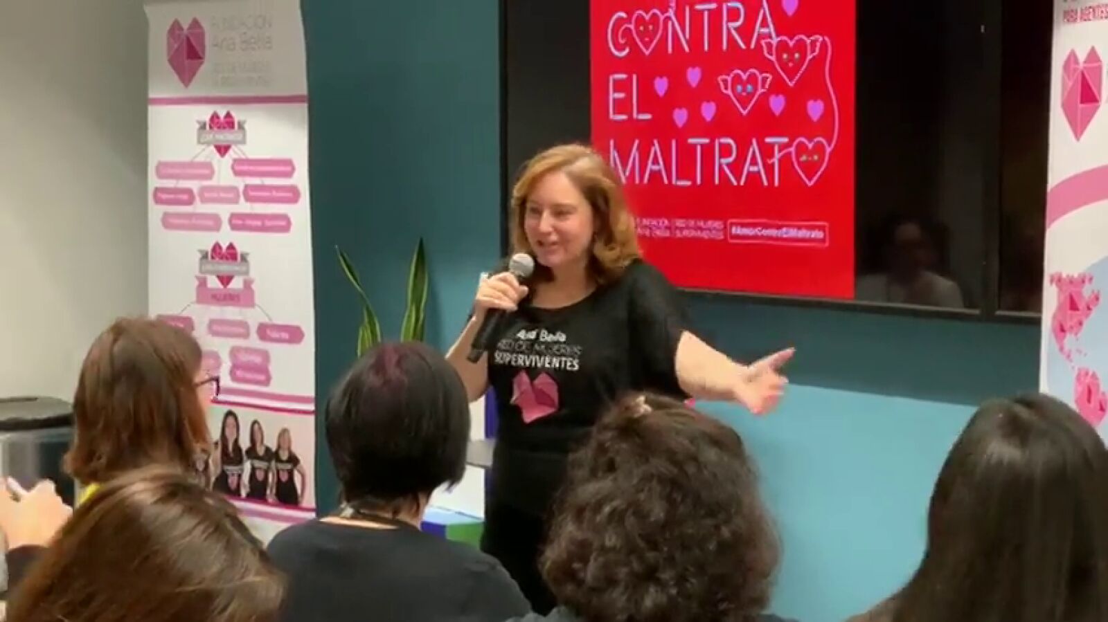 'Red de Mujeres', la página de Facebook para ayudar a víctimas de la violencia de género de la que ya forman parte 20.000 mujeres 