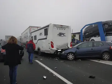 Accidente múltiple en la AP-1 en el término burgalés de Briviesca Accidente múltiple en la AP-1 en el término burgalés de Briviesca