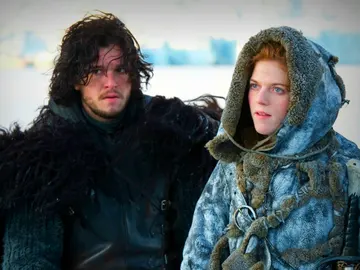 Kit Harington y Rose Leslie en 'Juego de Tronos' Kit Harington y Rose Leslie en 'Juego de Tronos'