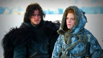 Kit Harington y Rose Leslie en 'Juego de Tronos'