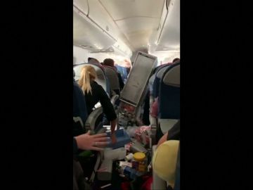 Varios heridos por las fuertes turbulencias en un vuelo California-Seattle