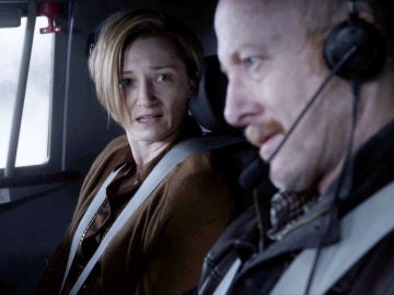 Vídeo: El capitán del vuelo 828 desaparece con Fiona en un avión