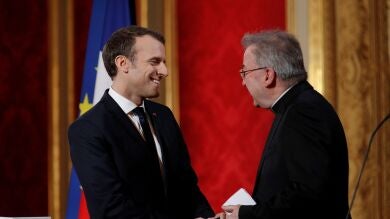 El nuncio apostólico de Francia denunciado nuevamente por un empleado de la Alcaldía