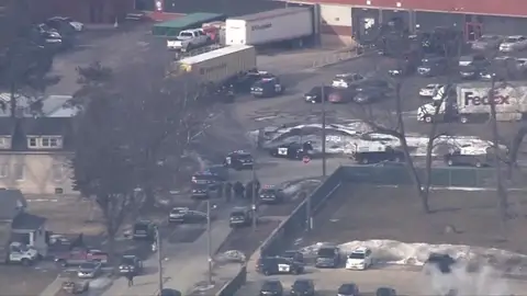 Varios agentes resultan heridos en un tiroteo en Illinois Varios agentes resultan heridos en un tiroteo en Illinois