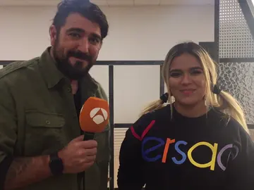 Vídeo: Antonio Orozco y Karol G prometen "intensidad y emoción" en los Asaltos Vídeo: Antonio Orozco y Karol G prometen "intensidad y emoción" en los Asaltos