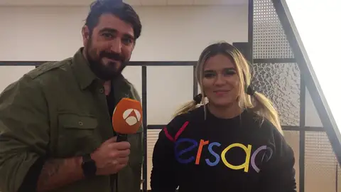 Vídeo: Antonio Orozco y Karol G prometen "intensidad y emoción" en los Asaltos Antonio Orozco y Karol G prometen "intensidad y emoción" en los Asaltos de 'La Voz'