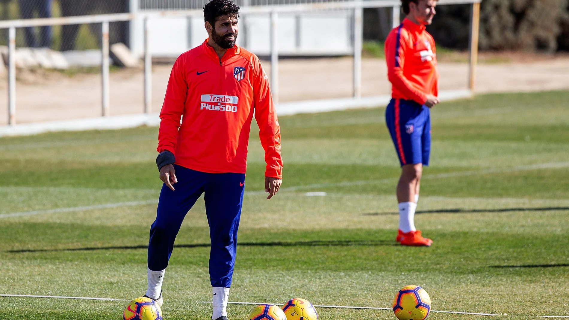 Diego Costa en un entrenamiento con el Atlético de Madrid Diego Costa en un entrenamiento con el Atlético de Madrid