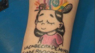 Dibujo del tatuaje del cómic 'Habla María' sobre el autismo