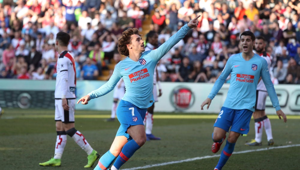 Antoine Griezmann celebra su gol con el Atlético de Madrid