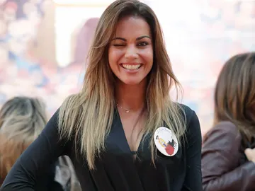 Lara Álvarez Lara Álvarez