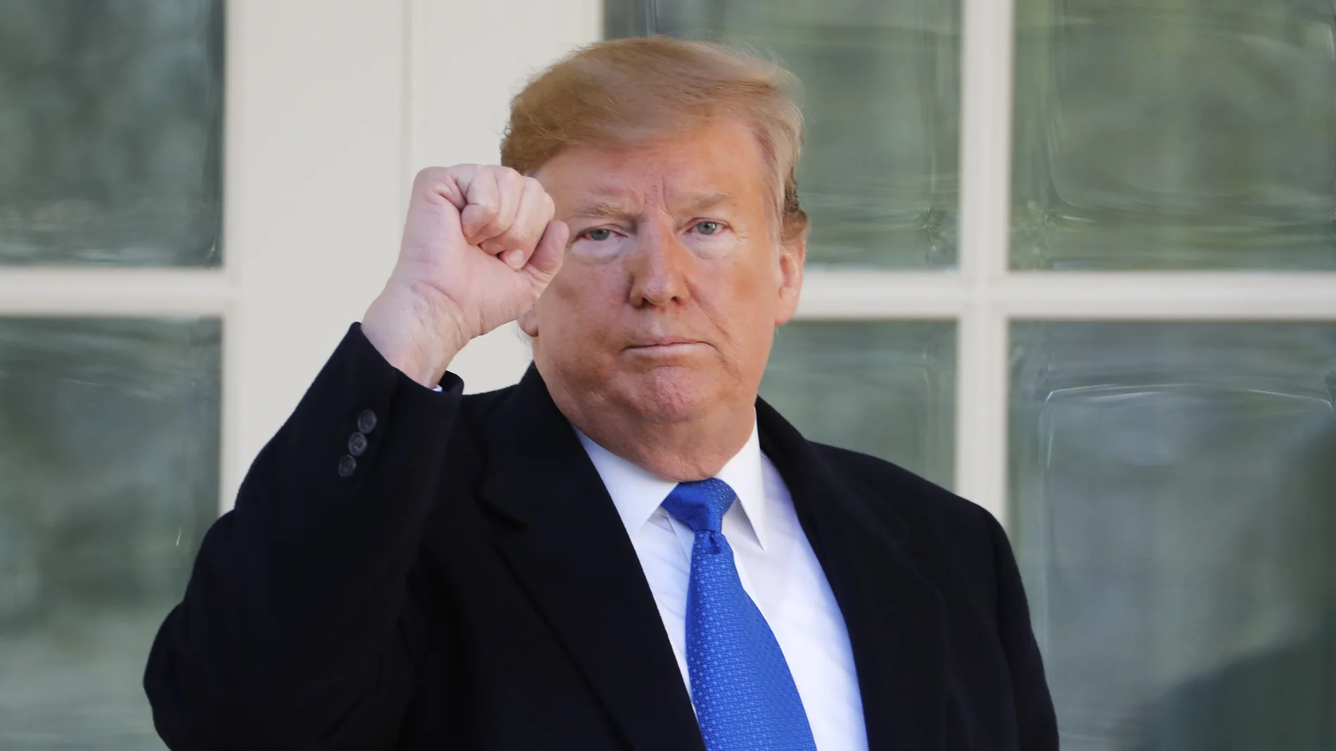 Donald Trump declara emergencia nacional para construir el muro de Facebook Donald Trump declara emergencia nacional para construir el muro de Facebook