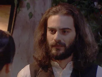 Isaac se despide para siempre de Elsa: "Adiós, mi amor" Isaac se despide para siempre de Elsa: "Adiós, mi amor"