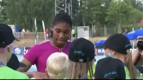 Las claves del 'caso Semenya': "Va a marcar el futuro de las personas intersexuales y transexuales" Las claves del 'caso Semenya': "Va a marcar el futuro de las personas intersexuales y transexuales"