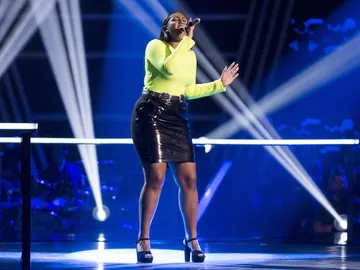 Vídeo: Linda Rodrigo canta ‘Warrior’ en los Asaltos Vídeo: Linda Rodrigo canta ‘Warrior’ en los Asaltos