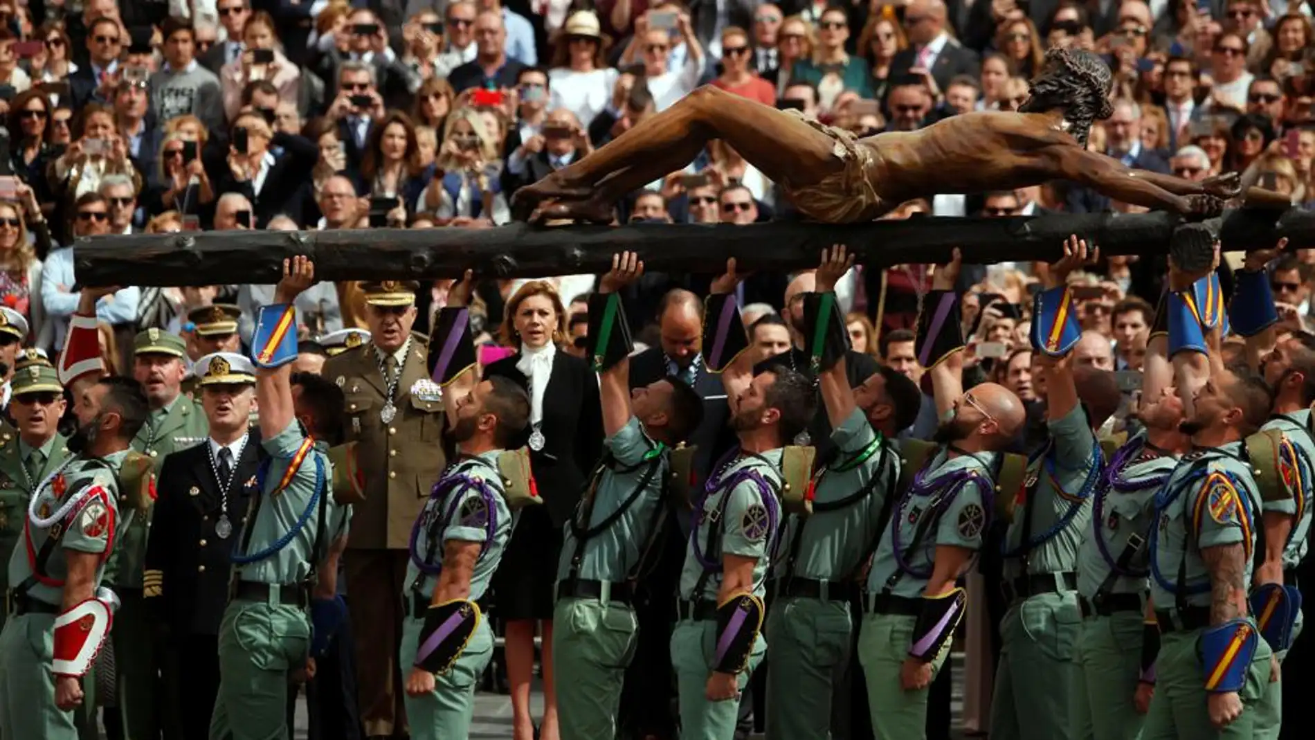 María Dolores de Cospedal en la procesión del Cristo de la Buena Muerte en Málaga