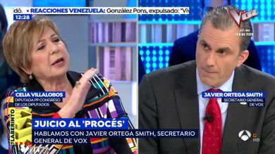 Encontronazo de Celia Villalobos con el secretario general de Vox: 