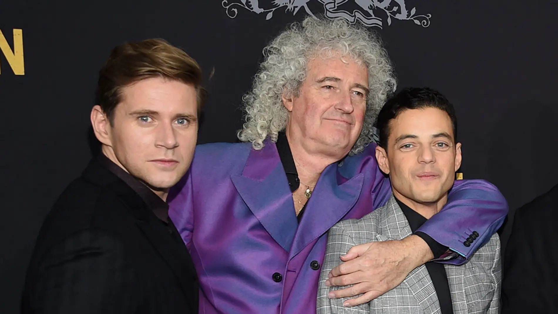 Allen Leech, Brian May y Rami Malek en la premiere de 'Bohemian Rhapsody'