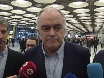 Esteban González Pons, uno de los expulsados de Venezuela: "Nos han retenido y nos han quitado los pasaportes" Esteban González Pons, uno de los expulsados de Venezuela: "Nos han retenido y nos han quitado los pasaportes"