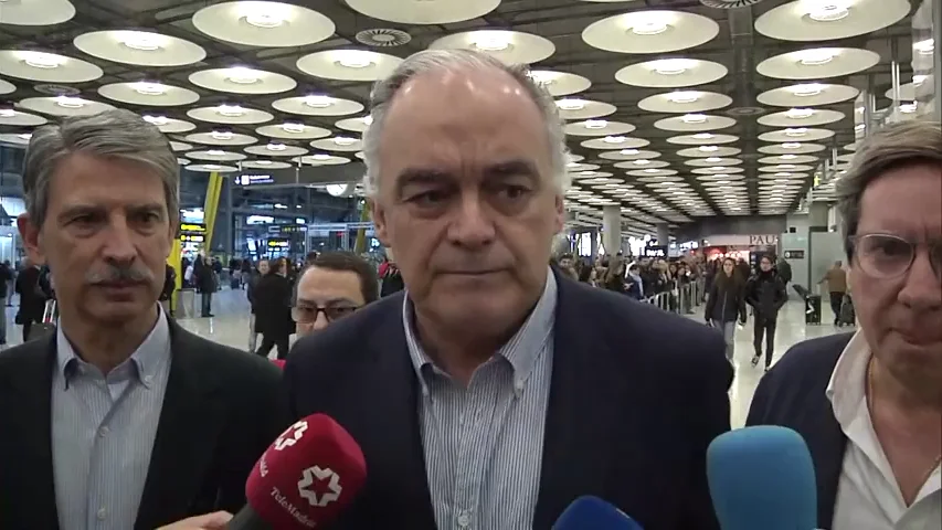 Esteban González Pons, uno de los expulsados de Venezuela: "Nos han retenido y nos han quitado los pasaportes" Esteban González Pons, uno de los expulsados de Venezuela: "Nos han retenido y nos han quitado los pasaportes"