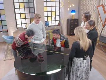 El juego con el que Pablo López compone una canción con los talents de su equipo El juego con el que Pablo López compone una canción con los talents de su equipo