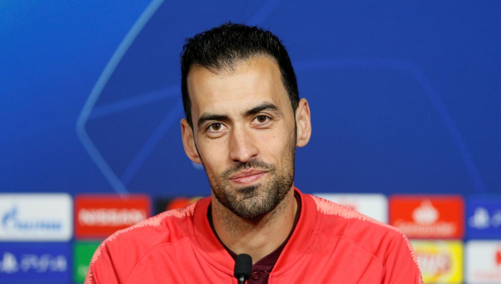 Sergio Busquets, en rueda de prensa en Lyon