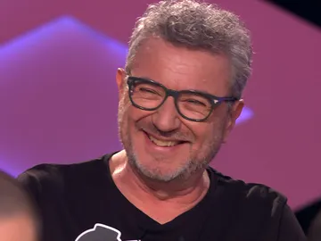Juanra Bonet ve a Valentín "en pelotas" en la versión más perruna de '¡Boom!' Juanra Bonet ve a Valentín "en pelotas" en la versión más perruna de '¡Boom!'