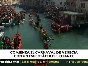 El Carnaval de Venecia arranca con su tradicional 'Fiesta sobre el agua' entre miles de turistas El Carnaval de Venecia arranca con su tradicional 'Fiesta sobre el agua' entre miles de turistas