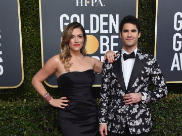 Mia Swier y Darren Criss 