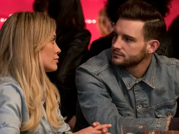 Hilary Duff y Nico Tortorella en 'Younger' Hilary Duff y Nico Tortorella en 'Younger'
