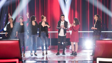 Antonio Orozco roba a Les Fourchettes, el cuarteto se clasifica para la Batalla Final de ‘La Voz’