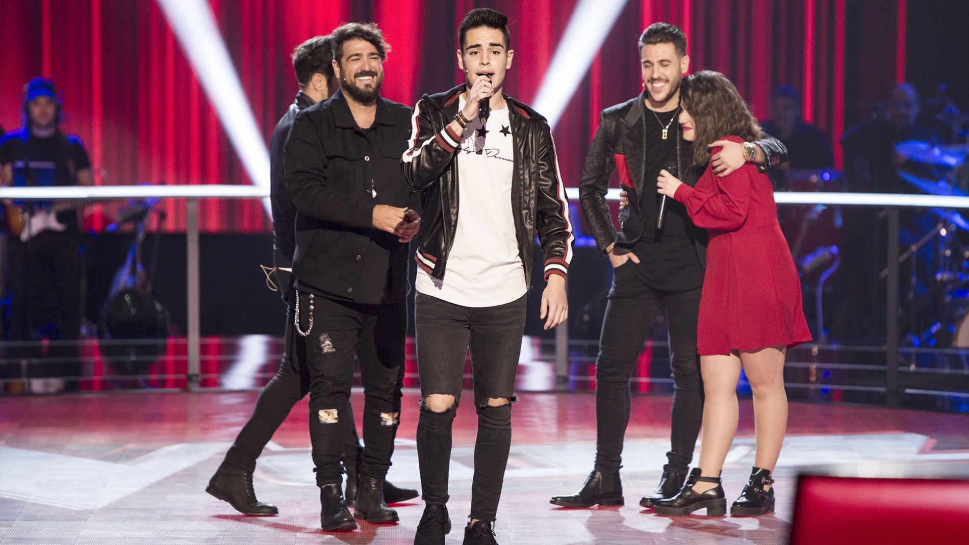 V&Iacute;DEO: Juanjo hace su sue&ntilde;o realidad y canta con Antonio Orozco 