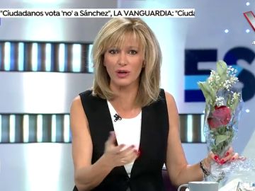 Susanna Griso recibe rosas y un tarjetón de Pedro Sánchez