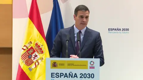 Pedro Sánchez calcula que el Plan de Energía y Clima generará 300.000 nuevos empleos en la próxima década Pedro Sánchez calcula que el Plan de Energía y Clima generará 300.000 nuevos empleos en la próxima década