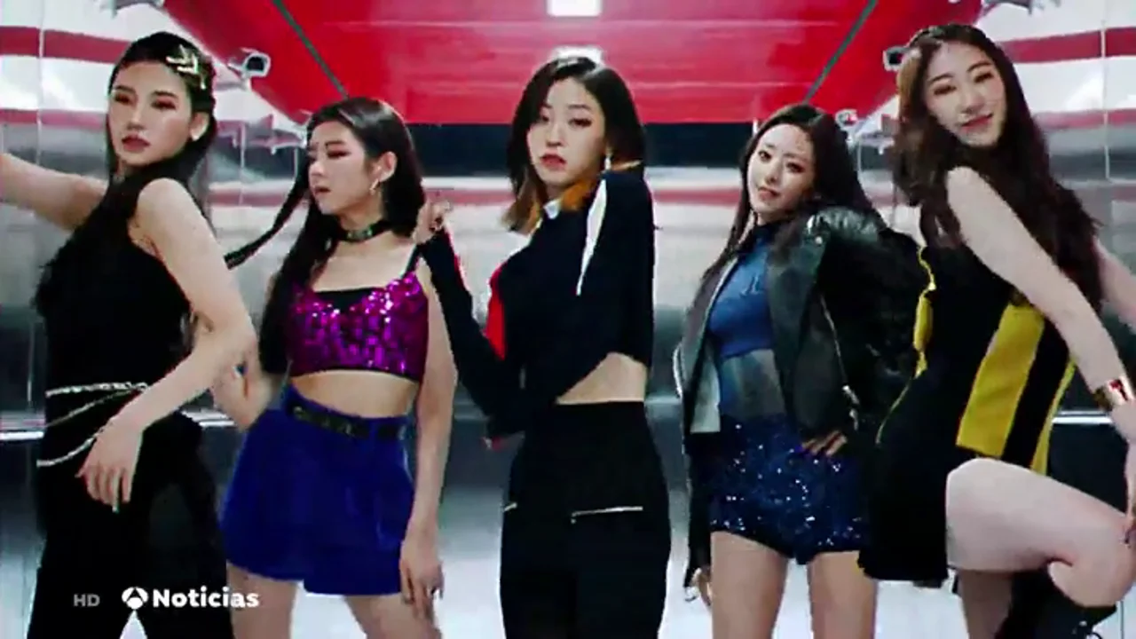 El Gobierno surcoreano intenta frenar la estética que promueven los  cantantes de K-pop