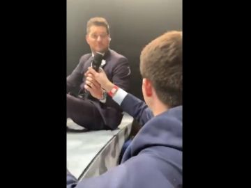 Michael Bublé cede el micrófono a un fan