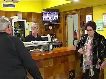 Los pensionistas reciben la "paguilla" de 13 euros que tenían pendiente del año pasado Los pensionistas reciben la "paguilla" de 13 euros que tenían pendiente del año pasado