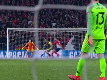 El empujón de Morata a Chiellini El empujón de Morata a Chiellini